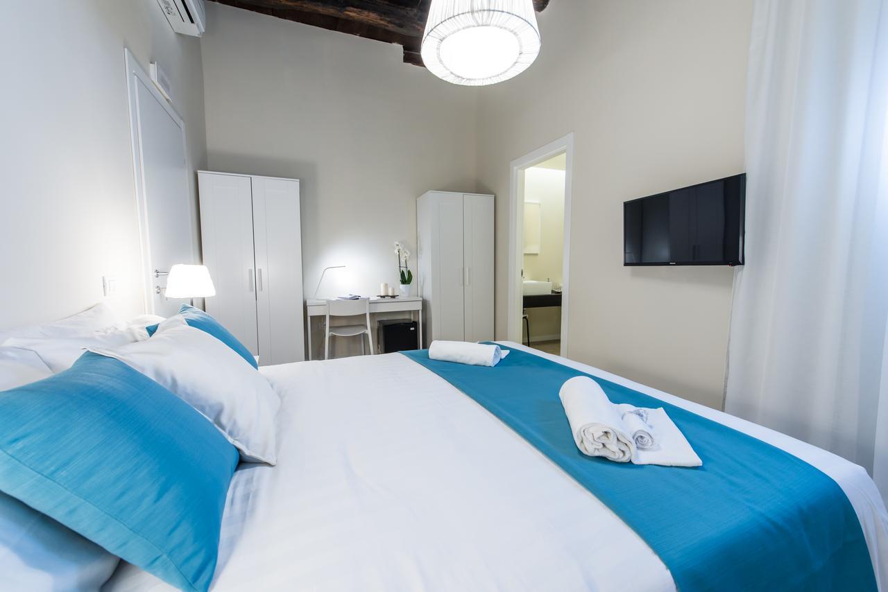 Luxuryenne * Cagliari