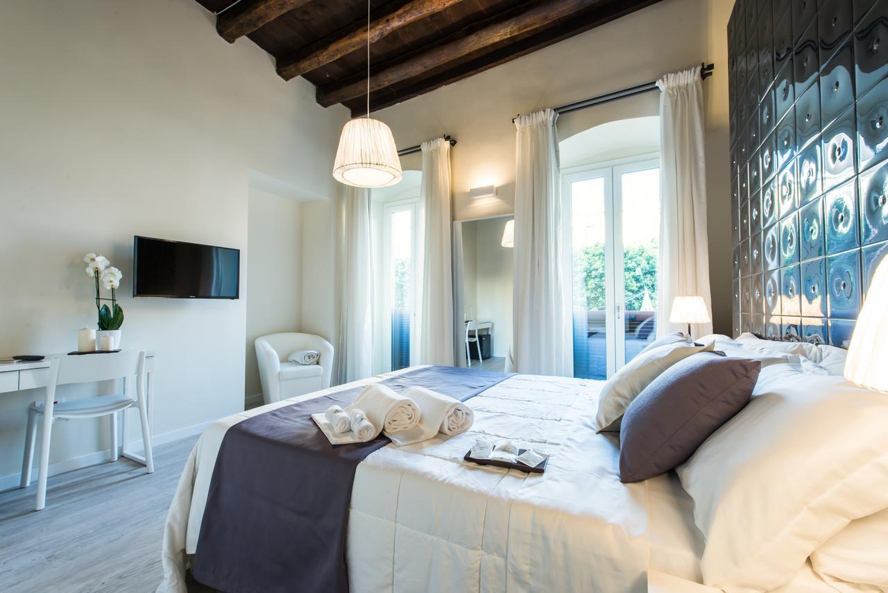 Luxuryenne * Cagliari